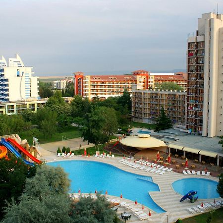 Hotel Iskar & Aquapark Pantai Sunny Luaran gambar