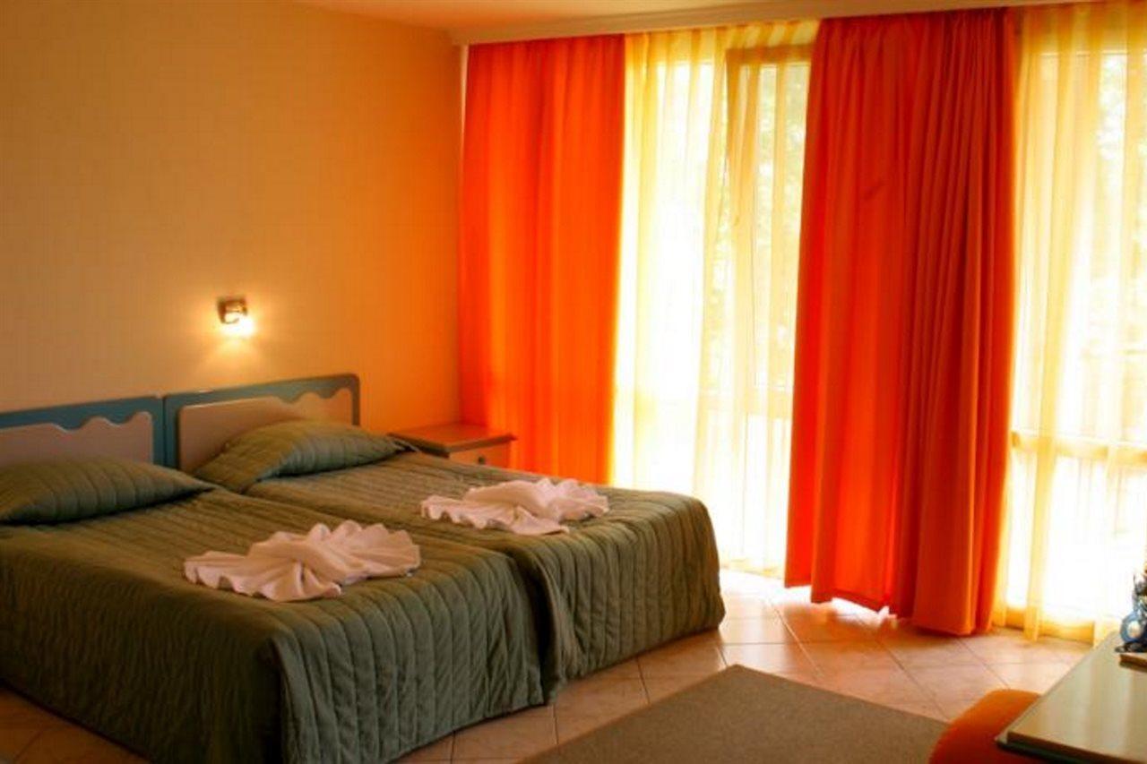 Hotel Iskar & Aquapark Pantai Sunny Luaran gambar