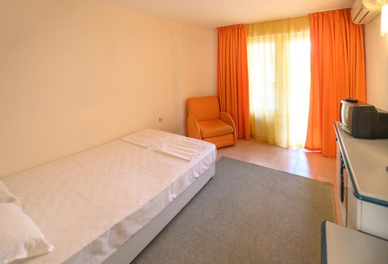 Hotel Iskar & Aquapark Pantai Sunny Luaran gambar