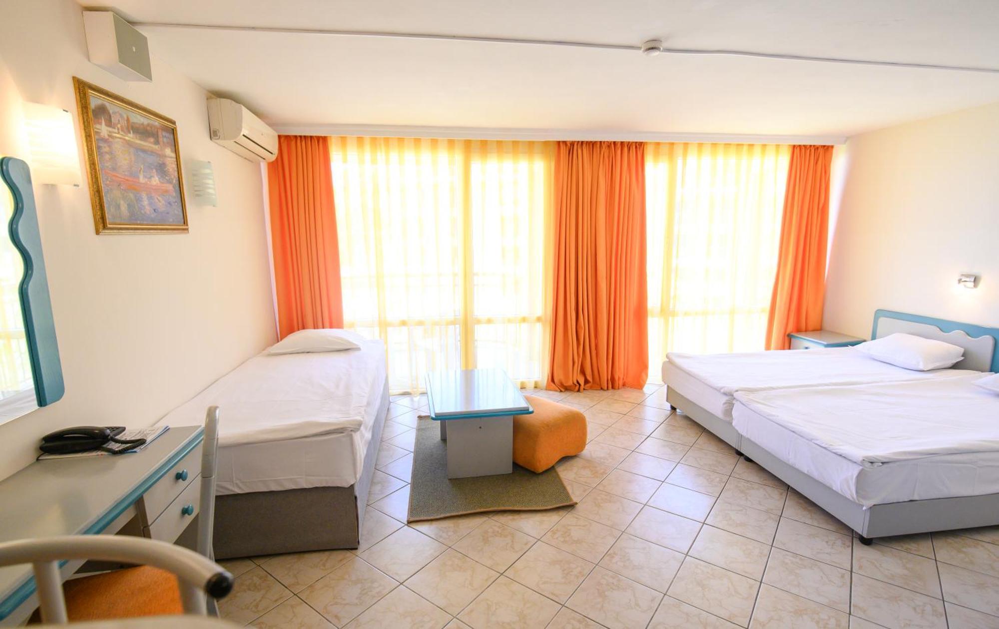 Hotel Iskar & Aquapark Pantai Sunny Luaran gambar